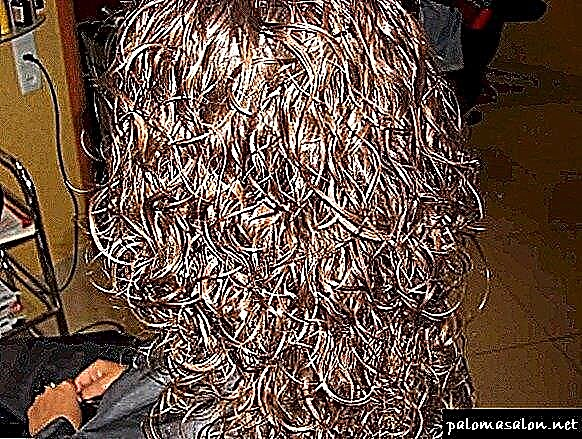 موهای زائد مو - یک هدیه برای یک زن مدرن