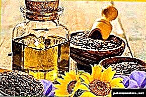 Хусусиятҳои равғани Flaxseed барои нигоҳубини мӯй